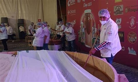 Celaya Ostenta El R Cord Guinness Del Dulce De Leche M S Grande Del