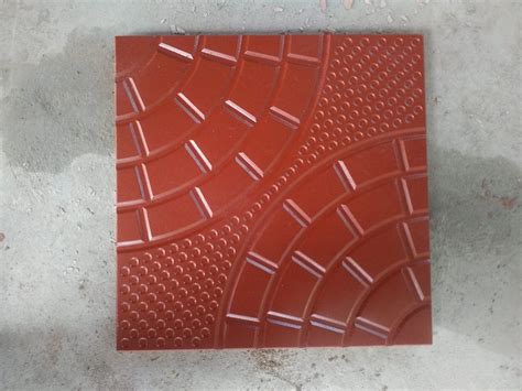 Red Yellow Concrete Cement Chekar Tiles Thickness 20 Mm Size 12 X12