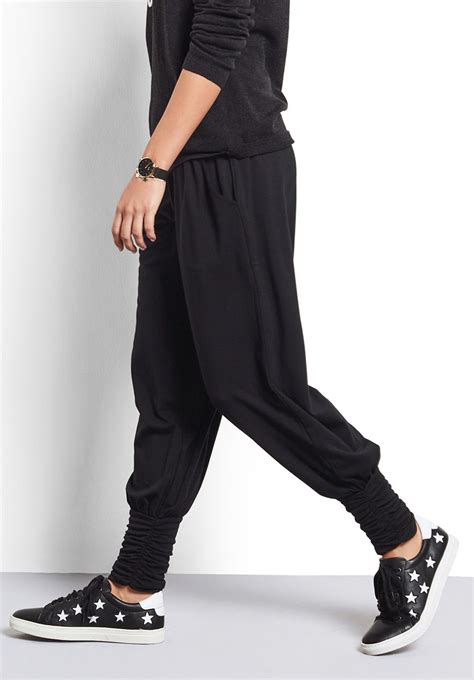 Pin By Joanne Hewison On Clothes Clothes Harem Trousers Women Wear