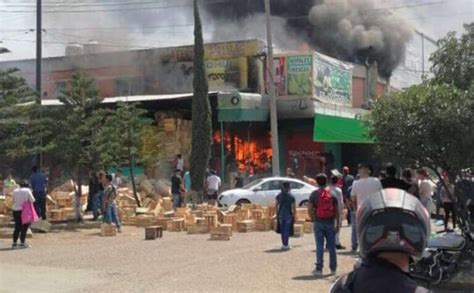 Incendio Consume Locales En La Central De Abasto