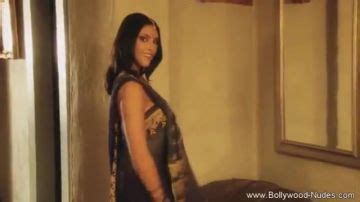 Beautiful Indian Screen Goddess Displays Nude Porn300