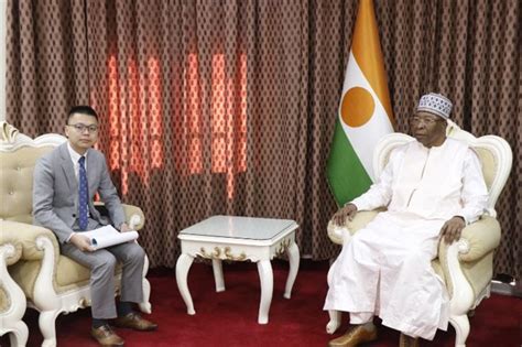 Echange à Niamey entre le Premier Ministre Ouhoumoudou et le président