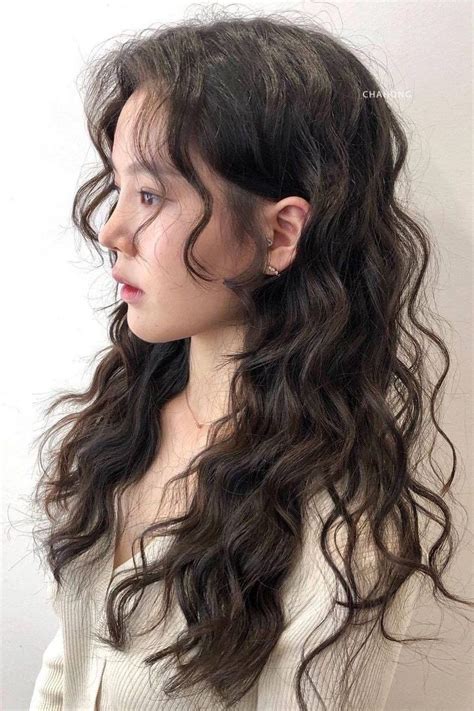 55 Trendiest Korean Hairstyles And Haircuts For Women Curly Asian Hair Asian Hair Perm