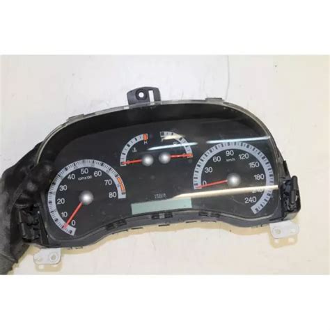 TABLEAU DE BORD Compteur Pour Fiat Punto 99 03 1 2 16V Ber 5P B