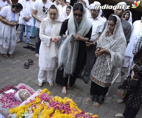 Events Funeral Of Dara Singh S Wife Surjit Kaur Randhawa Movie