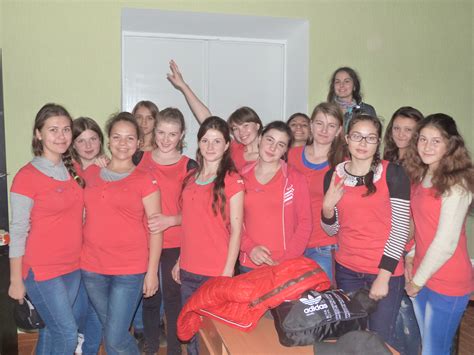 Un zîmbet pentru tinerii mai puțin fericiți ca noi! | A. O. "Alternativa"