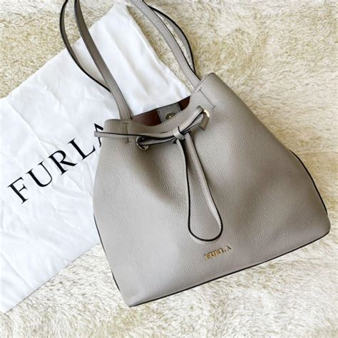 34％割引グレイ系半額sale／ 美品 Furla 2way A4可 グレー 金具 ハンドバッグ ショルダーバッグ ハンドバッグ バッグ