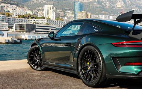 Forest Green Metallic Porsche Colors