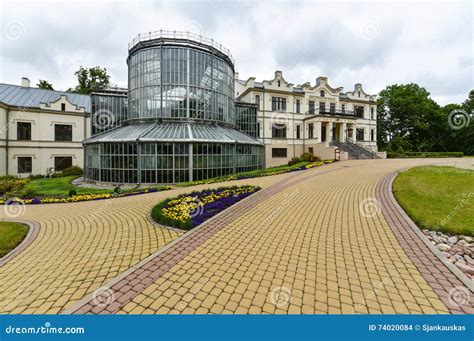 Kretinga Botanisk Trädgård Litauen Arkivfoto Bild Av Land