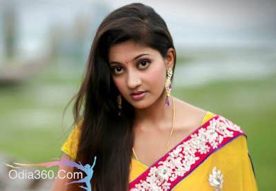 Hot Sexy Lipsa Mishra Bikini Pics