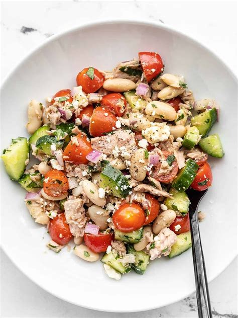 This Simple Fresh And Filling Mediterranean Tuna Salad Makes An Easy Protein Packed Make Ahead