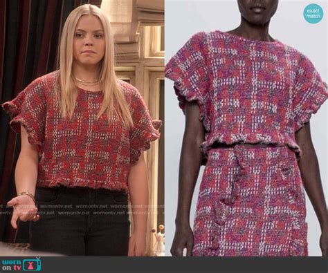WornOnTV Leightons red ruffle trim knit top on The Sex Lives of College Girls Reneé Rapp