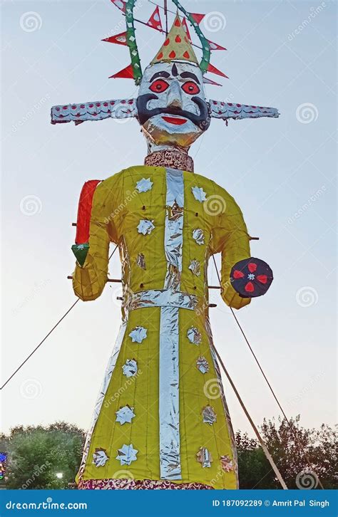 Huge Effigy of Ravana in India Editorial Stock Image - Image of dashmi ...