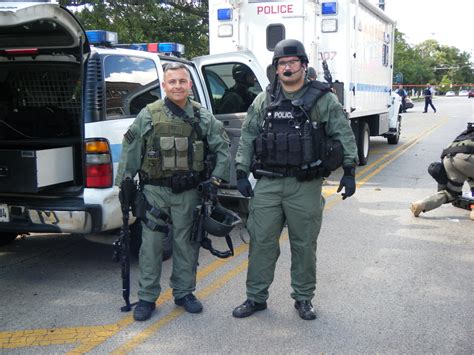 Chicago Police Swat Officers Chicagos Finest Flickr