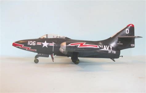 Royce Williams’ Mig-killer Panther - 1/48 F9F Grumman - iModeler