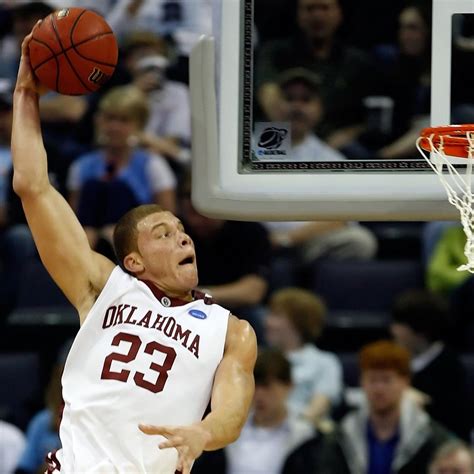 Ranking the 10 Most Electrifying Dunkers in NCAA Basketball in the Past Decade | News, Scores ...