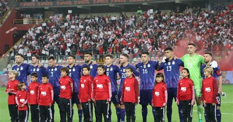 Los Tres Defensores De La Selección Argentina Que Se Disputarán Napoli