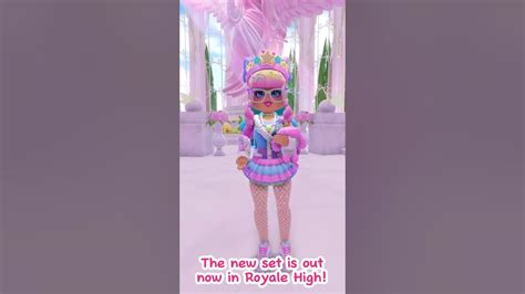 The New Starlight Set Is Out Now In Royale High New Dress Up Menu