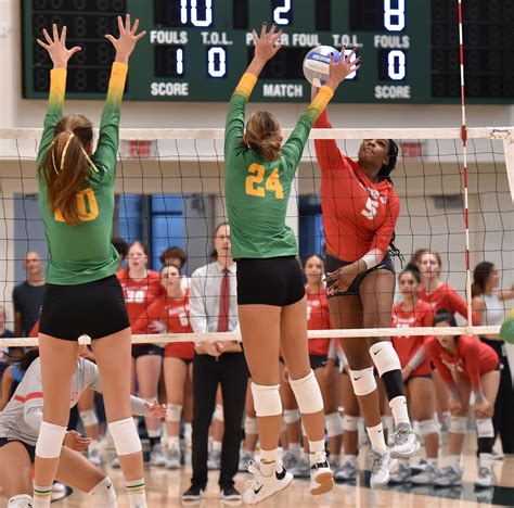 Daily Breeze All-Area girls volleyball: Mira Costa's Charlie