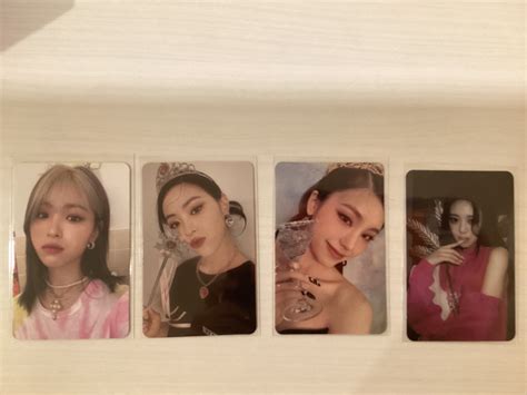 WTS ITZY RYUJIN YEJI YUNA PC PHOTOCARDS CIL CRAZY IN LOVE SPECIAL