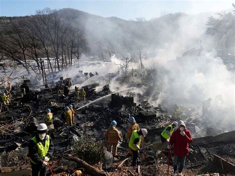 Photos: South Korea evacuates 500 people over Gangnam slum fire | News ...