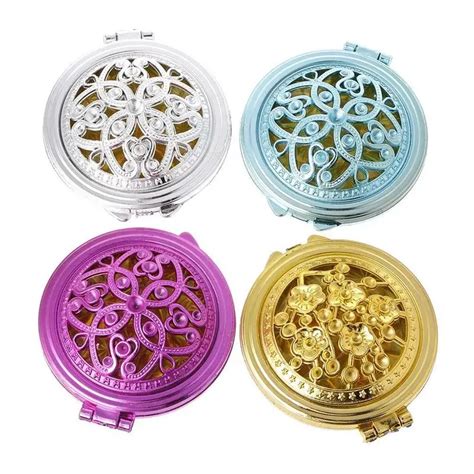 Vintage Pocket Mirror Hollow Outside Portable Mini Pocket Makeup