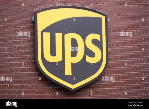 Ups Logo High Resolution Stock Photography And Images Alamy