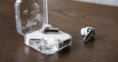 Nothing Ear 2 review: it’s what’s on the inside that counts - The Verge