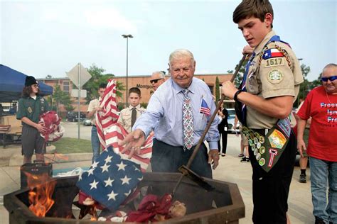 New Conroe Veterans Park Memorial Honors Dallas Airshow Crash Victims