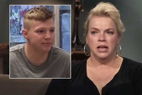 Sister Wives Janelle Brown Became Worried Over Son Garrisons Chilling