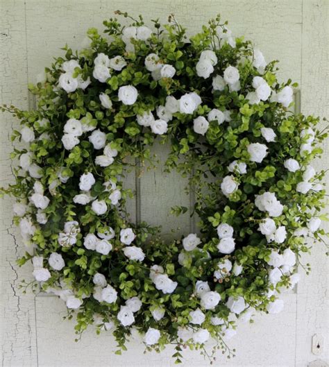 Refreshing Handmade Summer Wreath Designs For Your Front Door