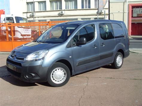 Utilitaires > FOURGONETTE BERLINGO L2 HDI CABINE APPRO 5 PLACES :: LOC ...