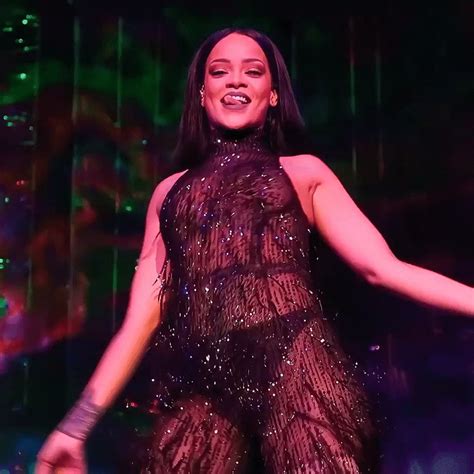 Rihanna Charts On Twitter Rihanna Had Her Biggest Streaming Day Of