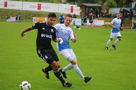 Fu Ball Bildergalerie Kreisklasse Allg U Fc Oberstdorf Tsv