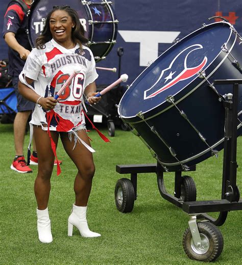 Simone Biles Transformation From Head To Toe Pink Looks To Dazzling