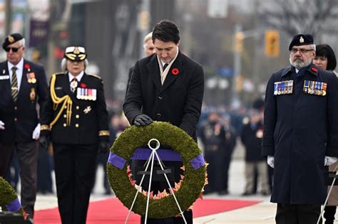 Thousands gather for Remembrance Day ceremonies across the country