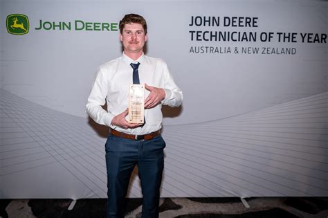 Afgri Equipment Technician Wins John Deere Australian Agriculture