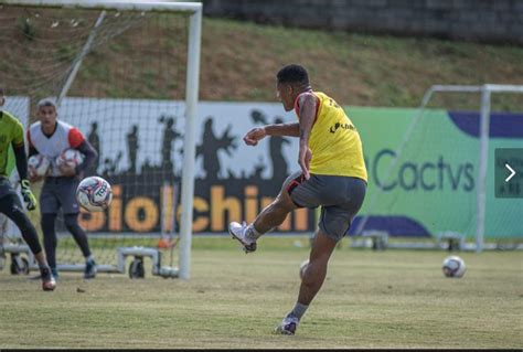 Vit Ria Faz Ltimo Treino Antes De Encarar O Cruzeiro Na Arena