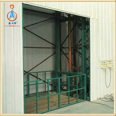 Industrial Warehouse Used Hydraulic Vertical Guide Rail Cargo Lift