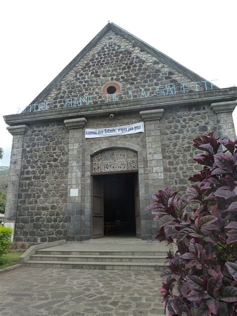 Photo Saint Leu L Glise Notre Dame De La Salette L