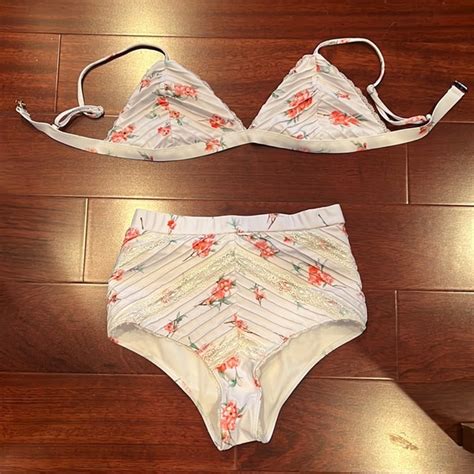 Swim Cute White Like New Bikini Small Poshmark