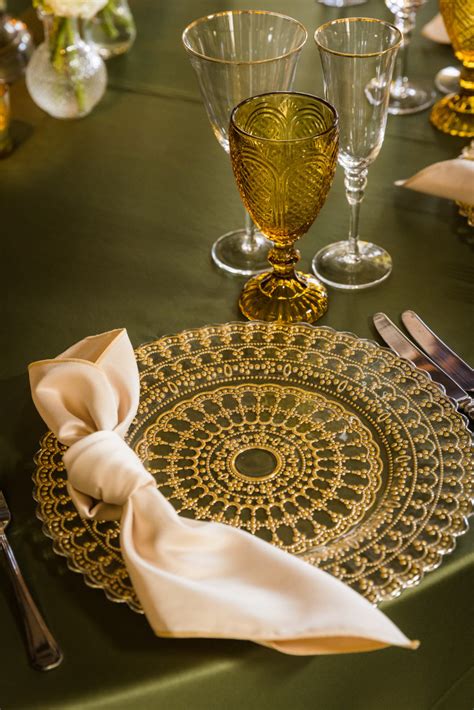 Gold Daisy Glass Charger Plate Charger Plate Hire