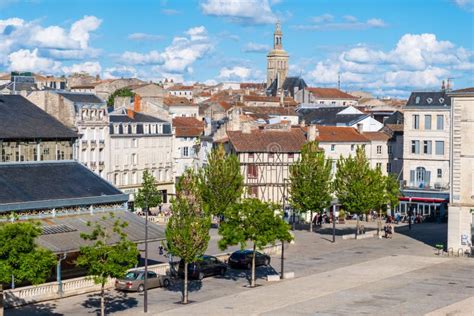 Vieille Ville De Niort Deux Sèvres France Photo éditorial Image du