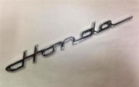 Honda Script Chrome D Emblem Amazon Co Uk Car Motorbike