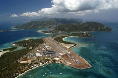 Flying To The Islands Cruising The Virgin Islands Island Cruises