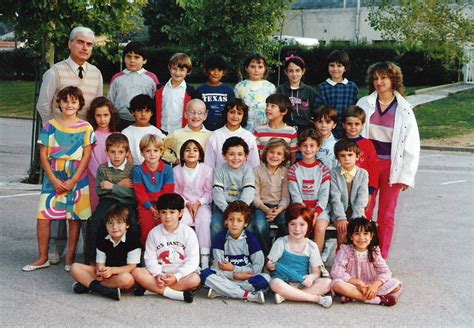 Photo De Classe Ce De Ecole Jean Giono Brignoles Copains D Avant