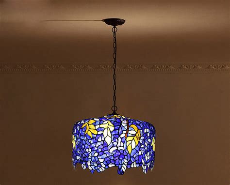 Fumat European Wisteria Stained Glass Pendant Light