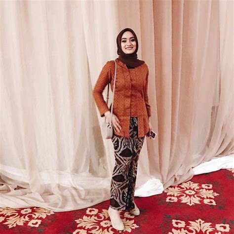 60 Model Kebaya Modern Terbaru 2020 Inspirasi Wanita