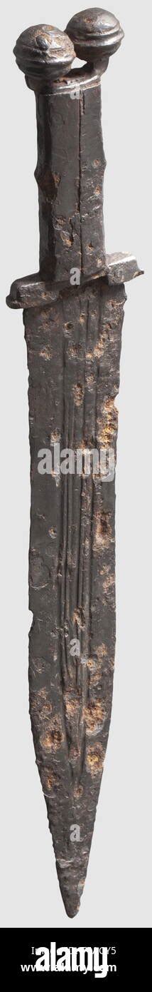 A Celto Roman Iron Dagger 1st Century Ad Double Edged Blade With