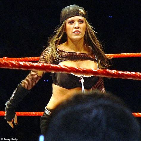 Wwe Star Ashley Massaro Died By Hanging Daily Mail Online